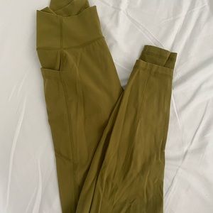 Paragon Luxora Legging (English Ivy)